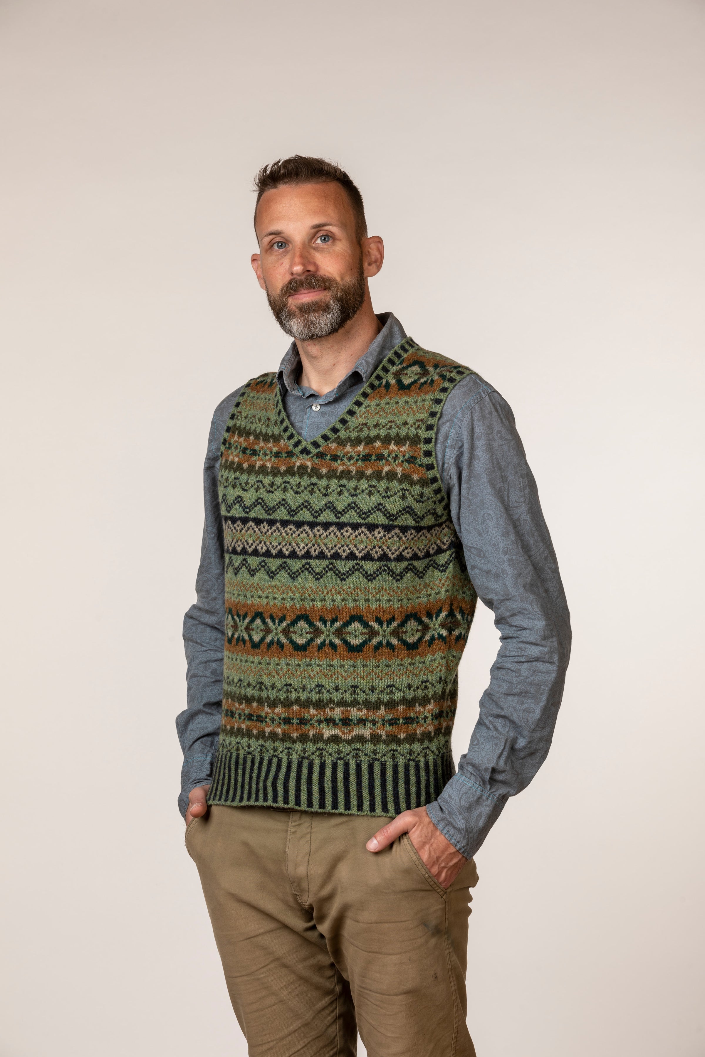 Eribe Brodie Vest Moss | INDIGO